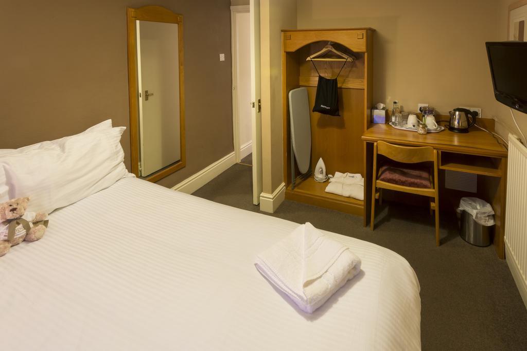 The Lodge Lancaster Ленчестър Екстериор снимка